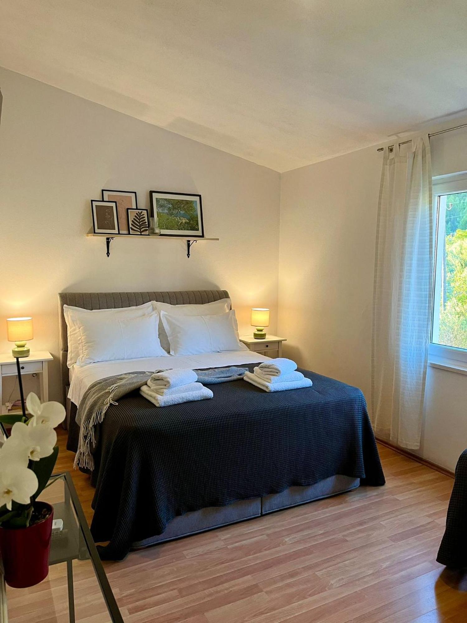 Apartments Curnic Jesenice  Luaran gambar