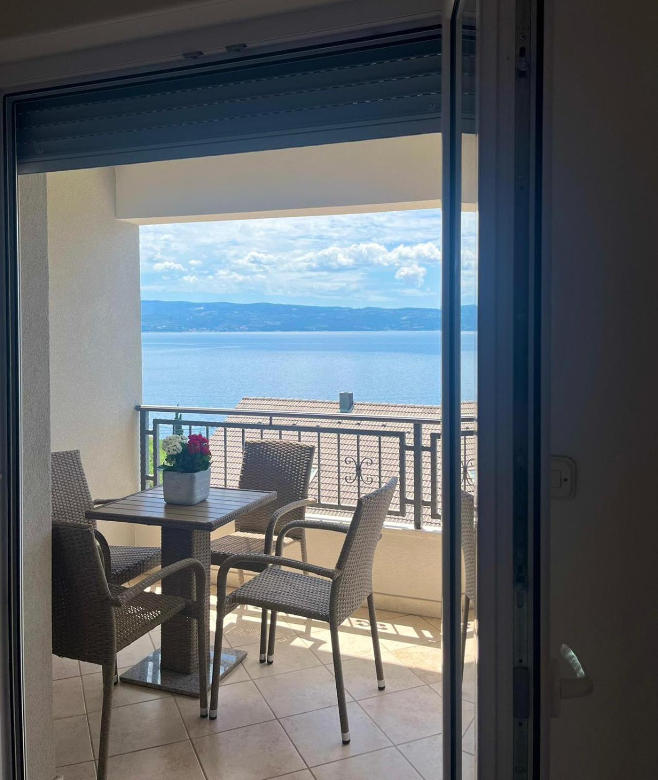 Apartments Curnic Jesenice  Luaran gambar