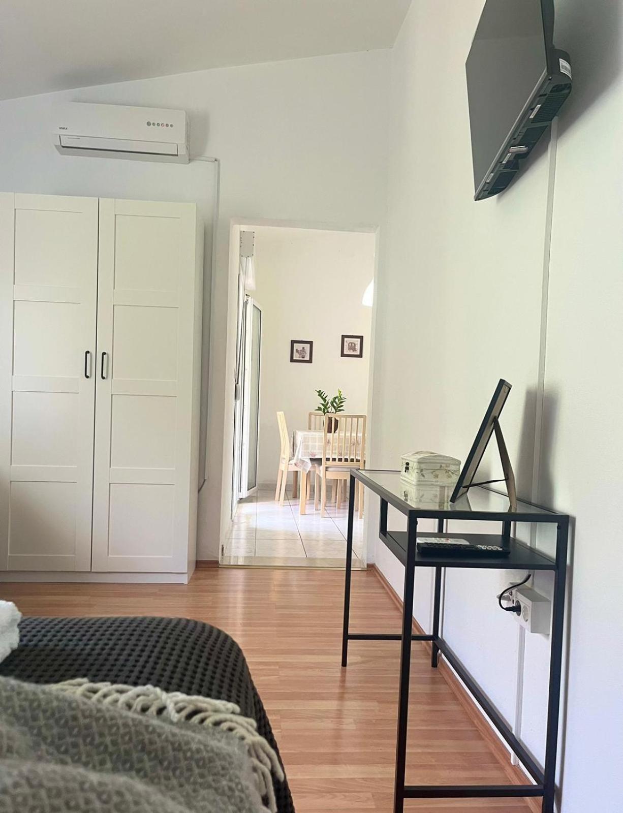 Apartments Curnic Jesenice  Luaran gambar