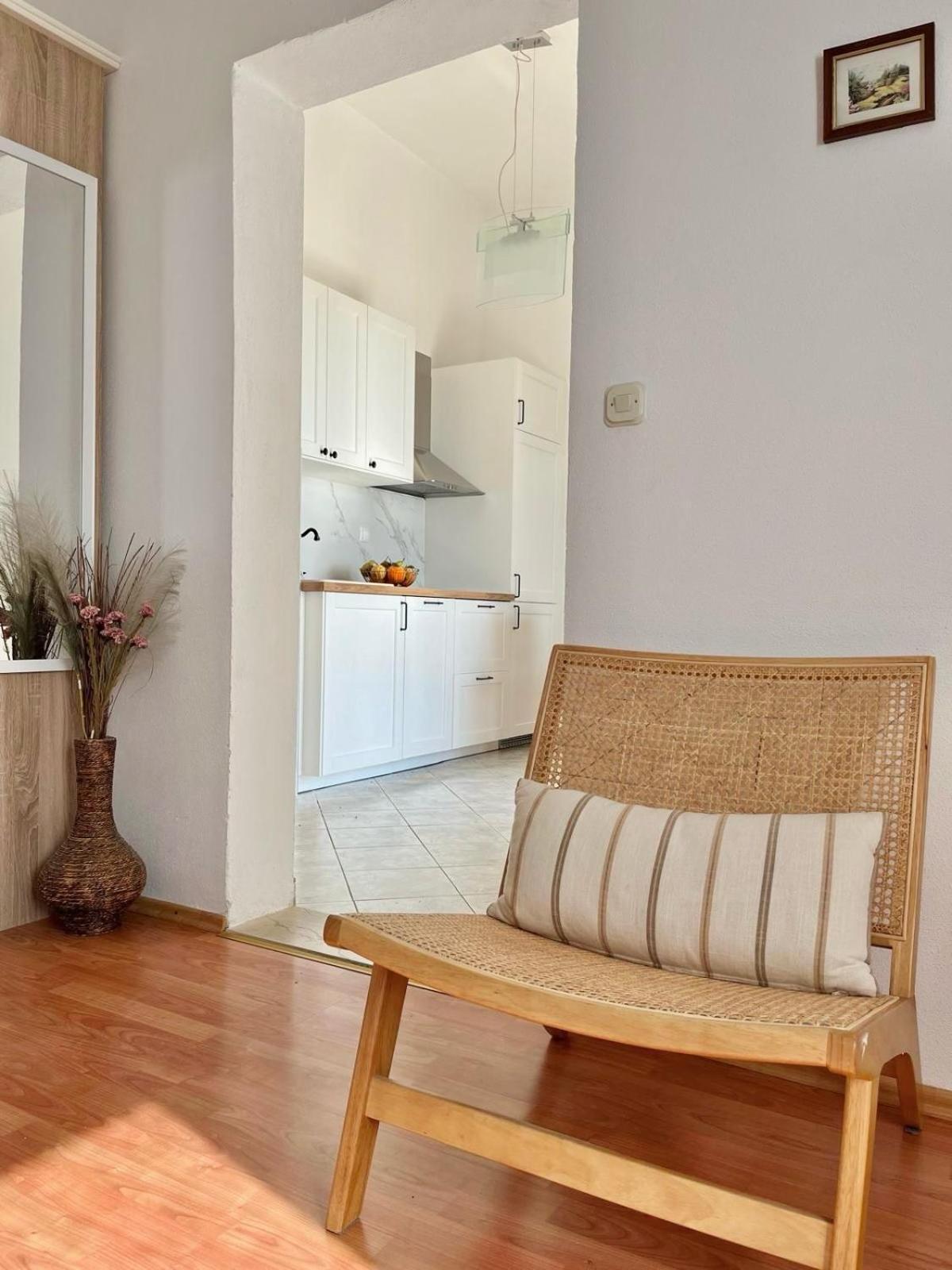 Apartments Curnic Jesenice  Luaran gambar